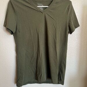 Time and Tru Olive Green Short Sleeve Tee